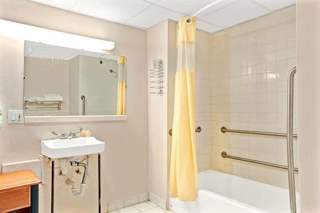 Oyo Hotel Edison Nj Route 1 Exteriér fotografie