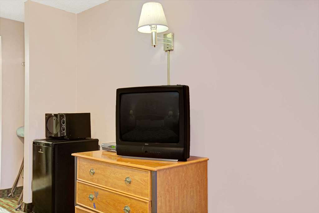Oyo Hotel Edison Nj Route 1 Pokoj fotografie